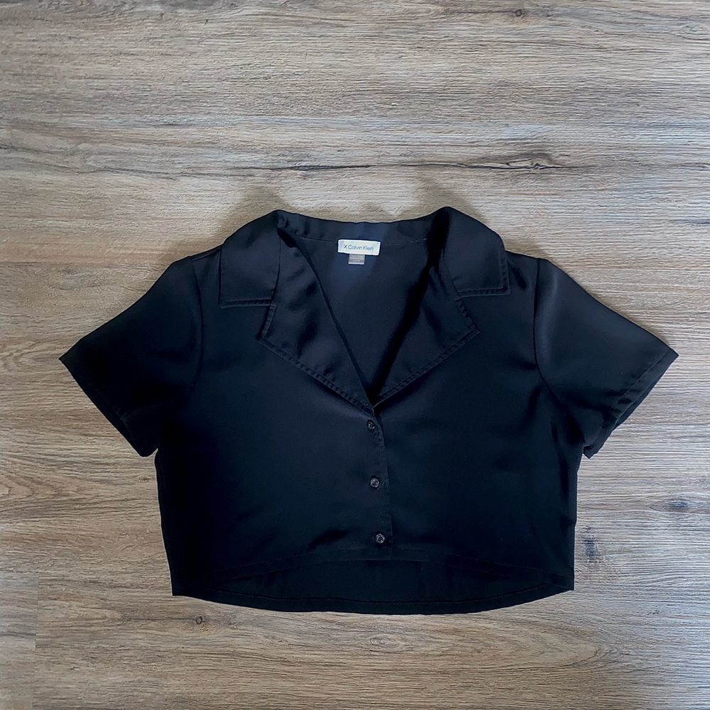 Calvin Klein Cropped Short-Sleeve Collared Shirt